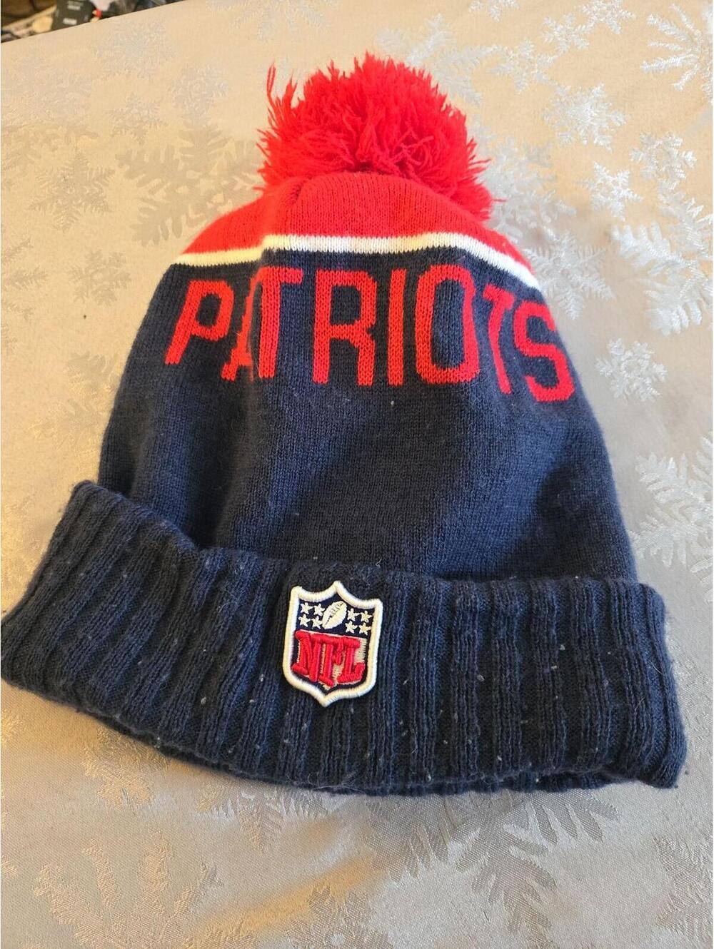 Vintage New Era New England Patriots Pat Patriot Pom Beanie - Picture 3 of 4